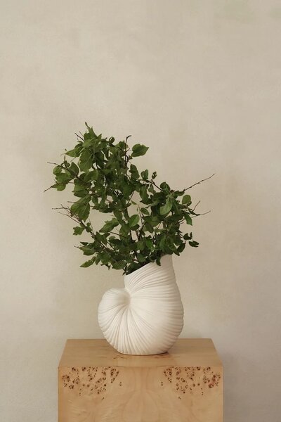 Ferm Living Dekorativna vaza ferm LIVING Shell