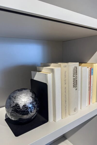 Troika Podstavki za knjige TROIKA Bookglobe 2-pack