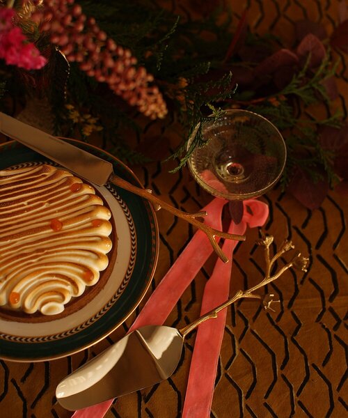 Doing Goods Lopatica in nož za pecivo Doing Goods Ava Blossom Cake Set