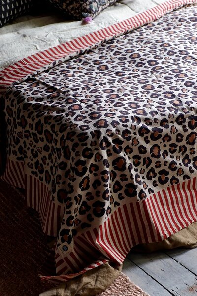 Doing Goods Bombažno posteljno pregrinjalo Doing Goods Leopard Single 220 x 140 cm