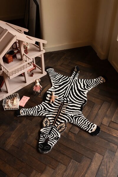 Doing Goods Volnena preproga Doing Goods Stripey Zebra 102 x 67 cm