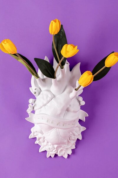 Seletti Dekorativna stenska vaza Seletti Holy Love 34 x 19 x 9 cm