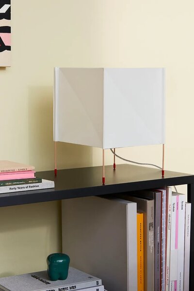 HAY Namizna led svetilka HAY Paper Cube 21,5 x 21,5 x 30,5 cm
