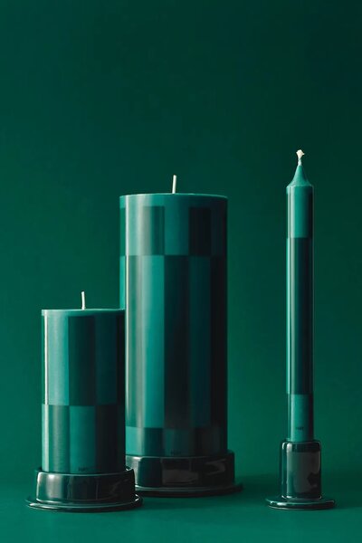 HAY Dekorativna sveča HAY Column Candle 9 x 25 cm