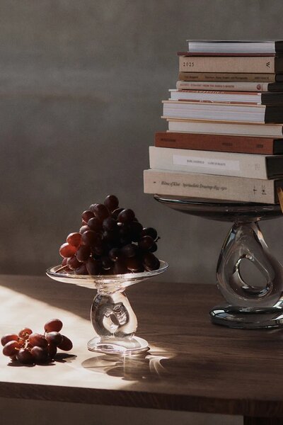 Ferm Living Dekorativna pladenj ferm LIVING Damo Glass Centrepiece 21 cm
