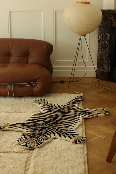 Doing Goods Volnena preproga Doing Goods Drowsy Tiger 150 x 90 x 2 cm