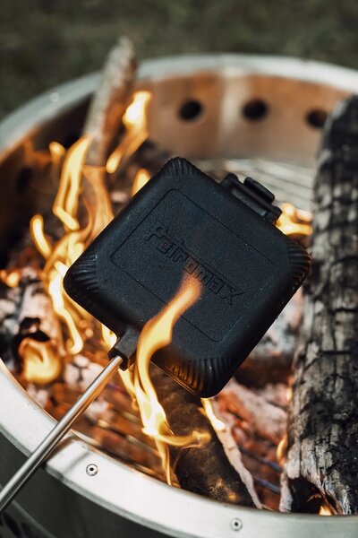 Petromax Litoželezni opekač za sendviče Petromax Sandwich Iron 11 x 11 cm