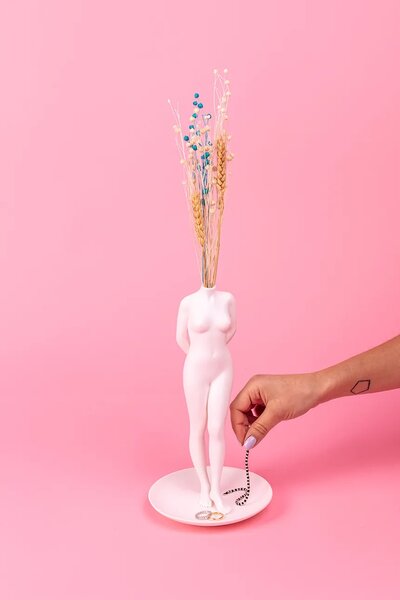 Seletti Dekorativna vaza Seletti La Timida 26 cm