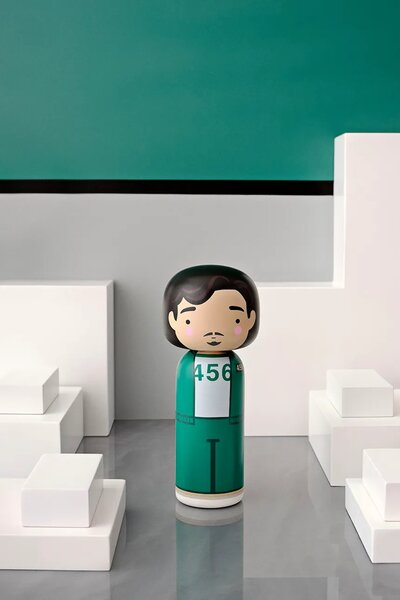 Lucie Kaas Dekorativna figura Lucie Kaas Kokeshi x Squid Game 14,5 cm