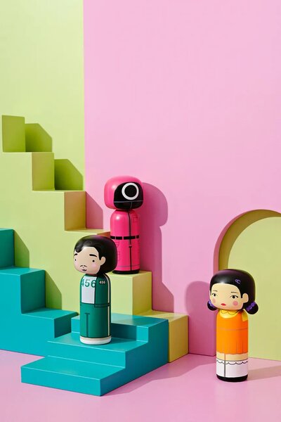 Lucie Kaas Dekorativna figura Lucie Kaas Kokeshi x Squid Game 14,5 cm