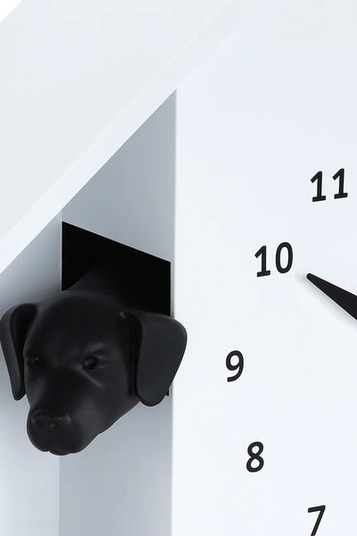 Karlsson Stenska ura z zvokom Karlsson Peeking Doggy 26 x29 cm