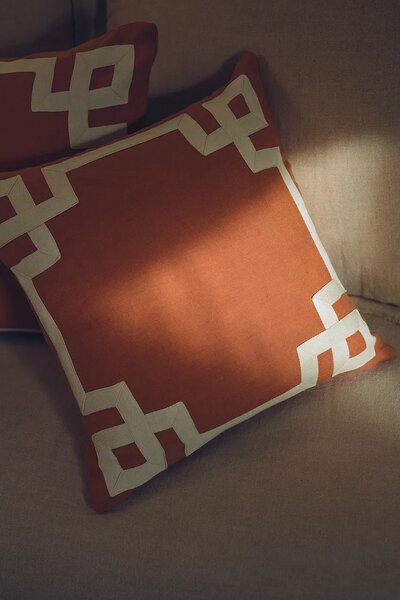 Olivier Desforges Lanena dekorativna prevleka za blazino Olivier Desforges ACHILLE Caramel 45 x 45 cm