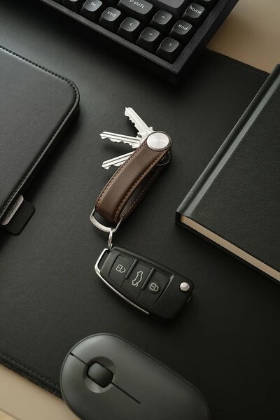 Orbitkey Usnjen etui za ključe Orbitkey Pro Leather 9,3 x 3,5 cm