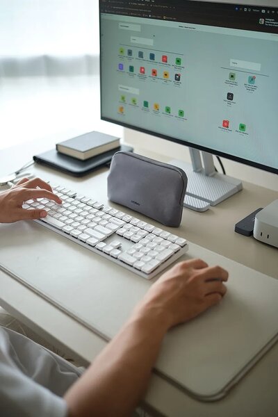 Orbitkey potovalni pisarniški organizator iz tekstilnega materiala