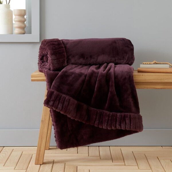 Temno vijolična odeja iz mikropliša 150x200 cm Velvet and Faux Fur – Catherine Lansfield