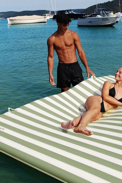 SunnyLife napihljiva blazina 272 x 196 cm