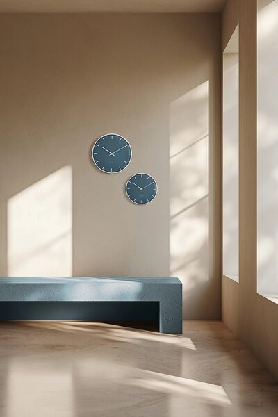 Arne Jacobsen Clocks ura stenska iz kovine 29 cm