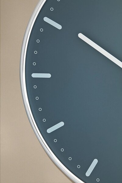 Arne Jacobsen Clocks ura stenska iz kovine 29 cm