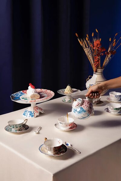 Seletti skodelica s podstavkom iz porcelana 15 x 10,8 x 8 cm