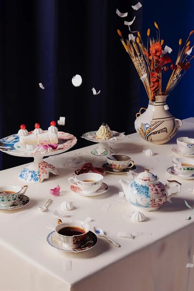 Seletti skodelica s podstavkom iz porcelana 15 x 10,8 x 8 cm
