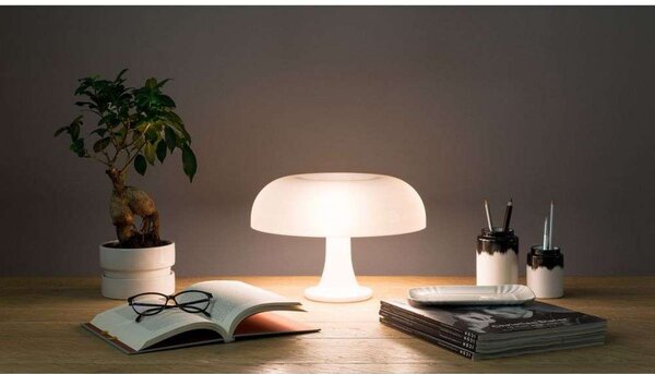 Artemide Namizna svetilka Nessino, svetlo modra, višina 22 cm, Modra, Dnevna soba / jedilnica, Plastika, Dizajn