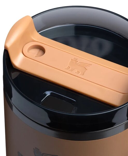 Stanley termo skodelica iz nerjavečega jekla Quencher H2.O FlowState™ 1,18 l