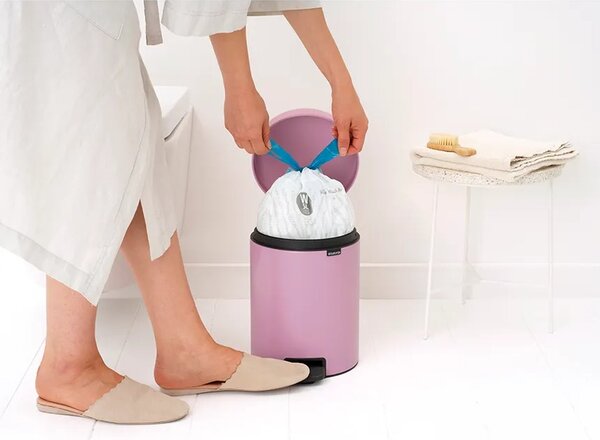 Brabantia koš za smeti iz prašno barvanega jekla 5 l