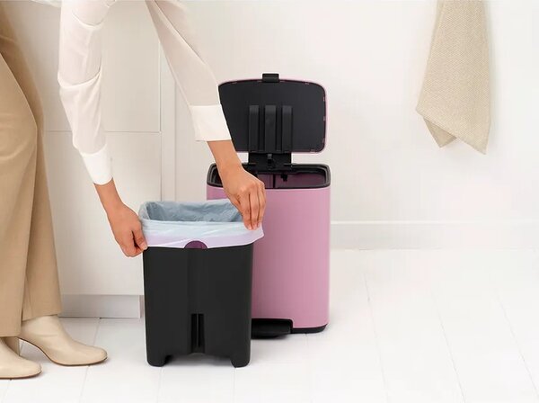 Brabantia koš za smeti iz prašno barvanega jekla 12 l