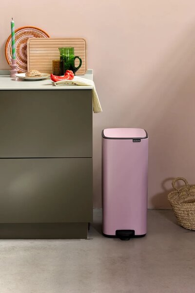 Brabantia koš za smeti iz prašno barvanega jekla 30 l