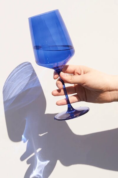 Viski komplet kozarcev na peclju za vino iz barvanega stekla 650 ml