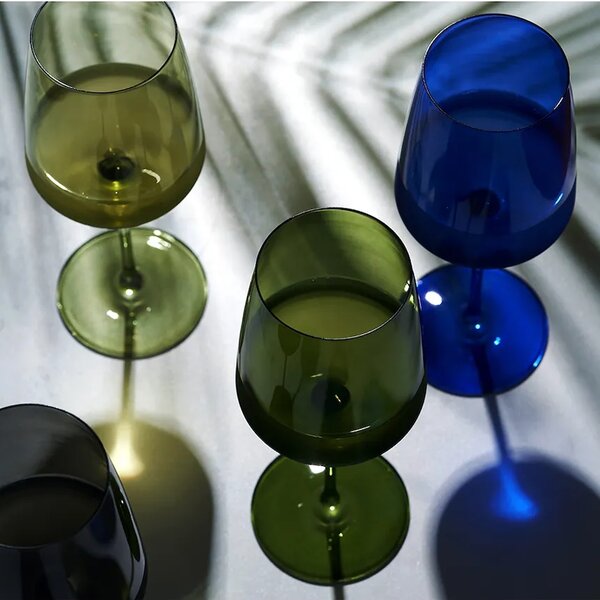 Viski komplet kozarcev na peclju za vino iz barvanega stekla 650 ml