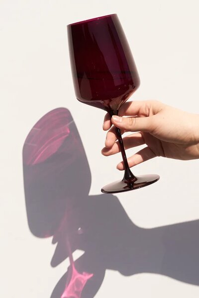 Viski komplet kozarcev na peclju za vino iz barvanega stekla 650 ml