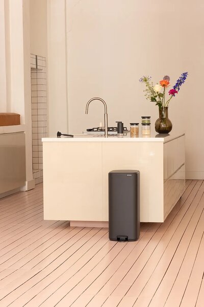 Brabantia koš za smeti iz jekla 30 l