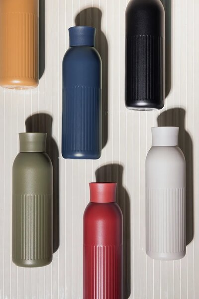 Sagaform termo steklenica iz prašno barvanega jekla 500 ml