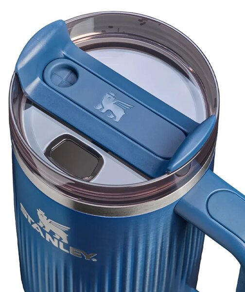 Stanley termo skodelica iz nerjavečega jekla Quencher H2,0 Fluted 0,89l