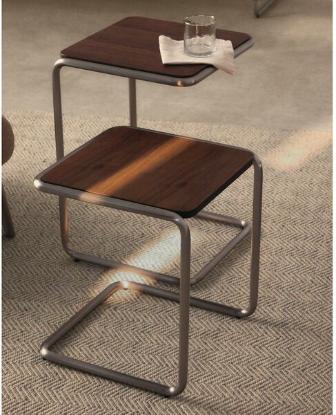 Stranska mizica v orehovem dekorju 42x42 cm Tarsel – Kave Home