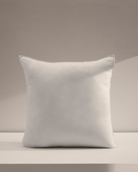 Polnilo za blazino 60x60 cm Fluff – Kave Home
