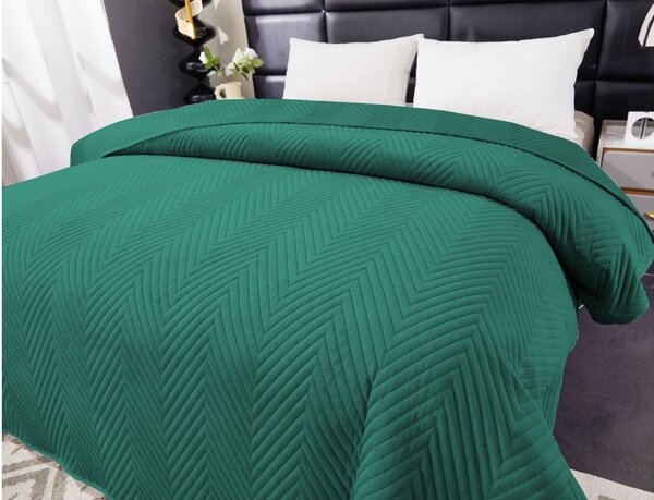 Pregrinjalo za posteljo iz zelenega žameta ARROW VELVET Dimenzije: 200 x 220 cm