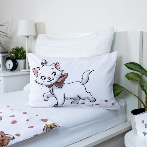 Bela bombažna otroška posteljnina za otroško posteljico 100x135 cm Marie Cat "Friends" – Jerry Fabrics
