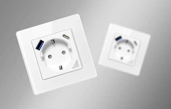 Pametna WiFi stenska vtičnica 16A 2xUSB TUYA bela Alexa Google Assistant