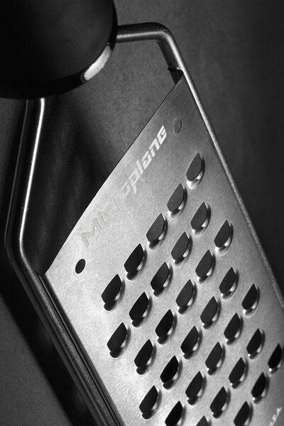 Grobo strgalo Professional Microplane