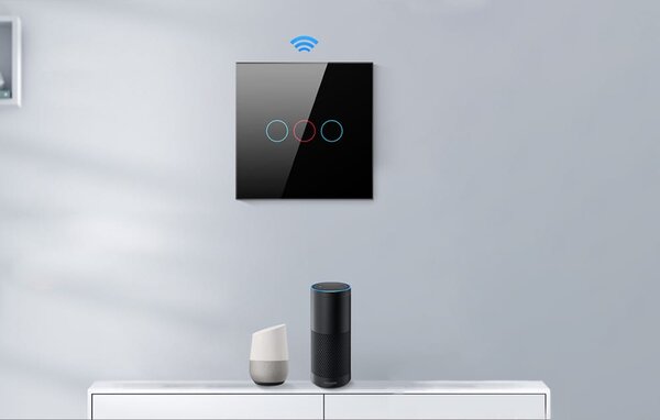 Pametno stekleno LED WiFi stikalo touch TUYA 1-kanalno črno Alexa Google Assistant