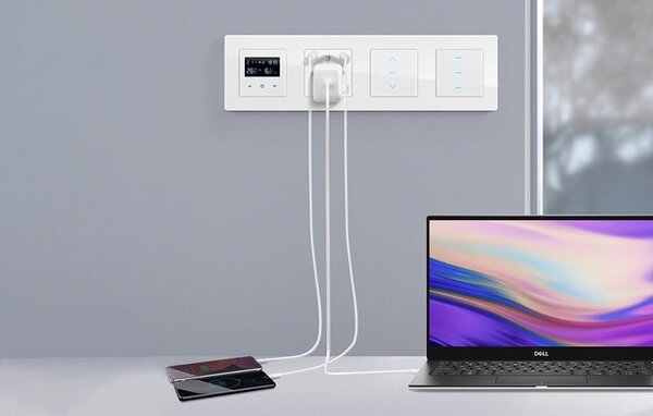 Pametna WiFi stenska vtičnica 16A 2xUSB TUYA bela Alexa Google Assistant