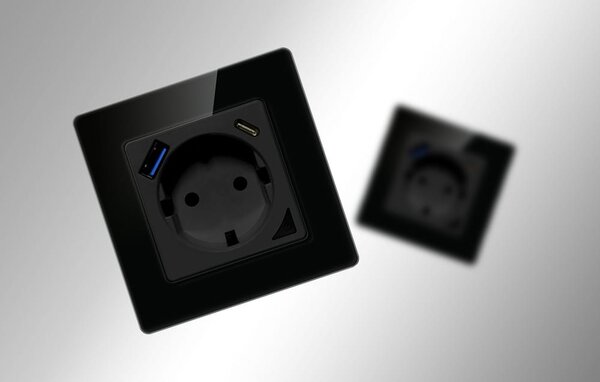 Pametna WiFi stenska vtičnica 16A 2xUSB TUYA črna Alexa Google Assistant