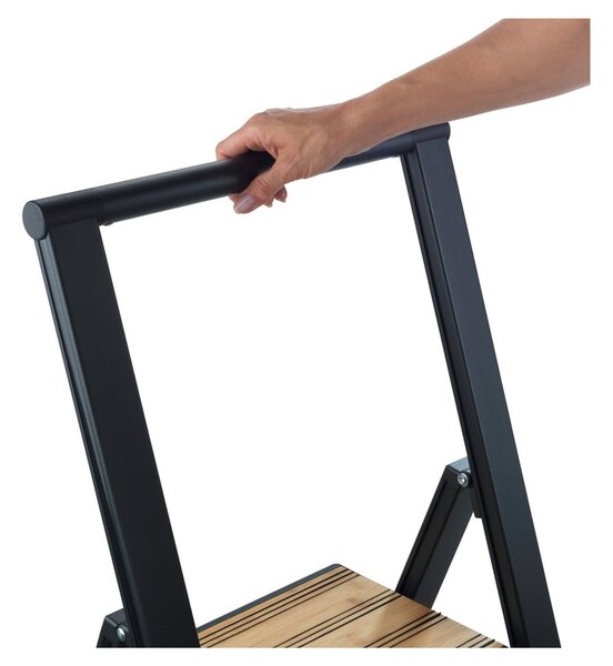 Črna aluminijasta nedrseča zložljiva lestev Wenko Stepladder II