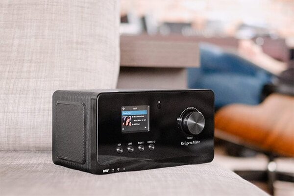 WIFI BT DAB FM internetni radio LCD 2,4" 27.000 postaj budilka in vreme