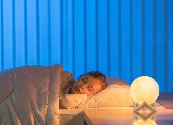LED 3D luna vlažilec zraka difuzor 880ml touch