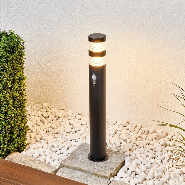 Lindby Lanea LED stenska svetilka, 60 cm, črna, senzor, IP44, Črna, Nerjaveče jeklo, Sodobni