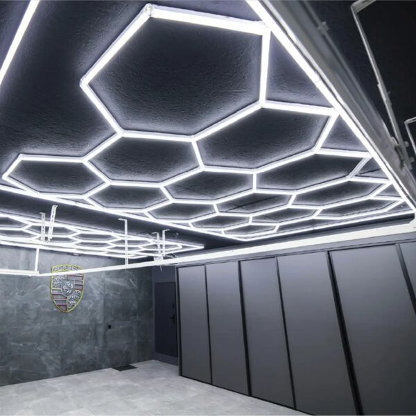 JAKS LumiOn LED stropna svetilka Dimenzije: 484,5 x 243,5 cm, Model: LO-7, Oblika: puščica
