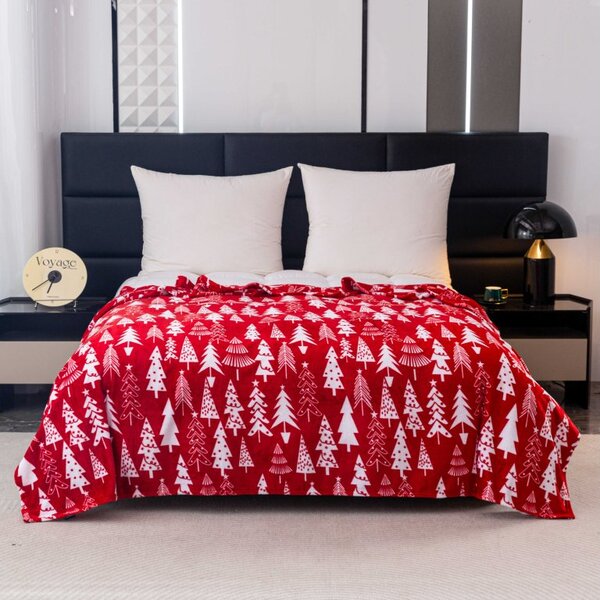 Božična mikropliš deka CHRISTMAS TREES, rdeča Dimenzije: 160 x 200 cm